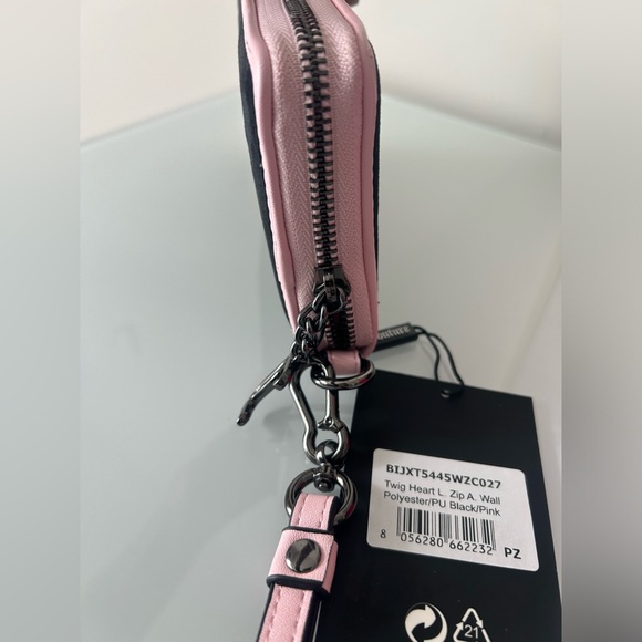 Viral Juicy Couture UK Scottie Dog Black and Pink velour Zip Long Wallet - Picture 4 of 7